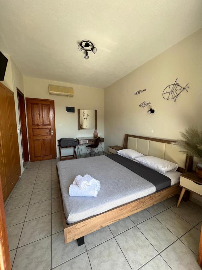 Jimmy'S Guest House Skiathos מראה חיצוני תמונה